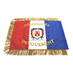 Drapeau de Courage et dévouement