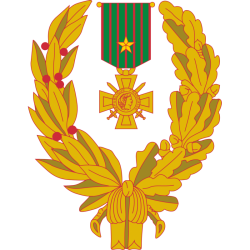 Croix de guerre & couronne de feuilles de laurier et chêne